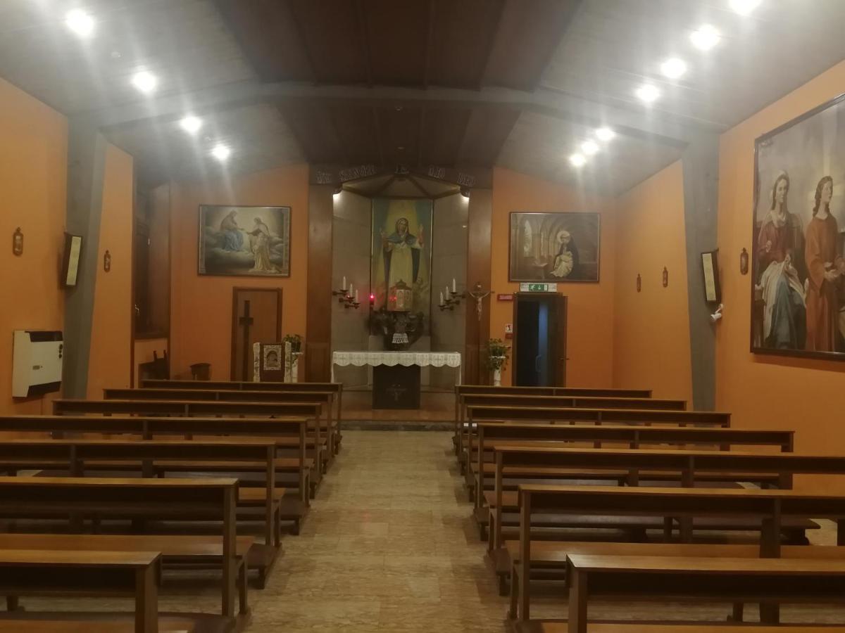 Casa Per Ferie Suore Domenicane Rome Extérieur photo