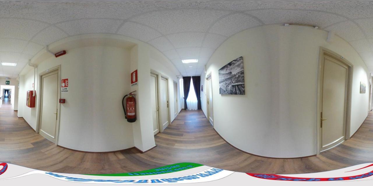Casa Per Ferie Suore Domenicane Rome Extérieur photo